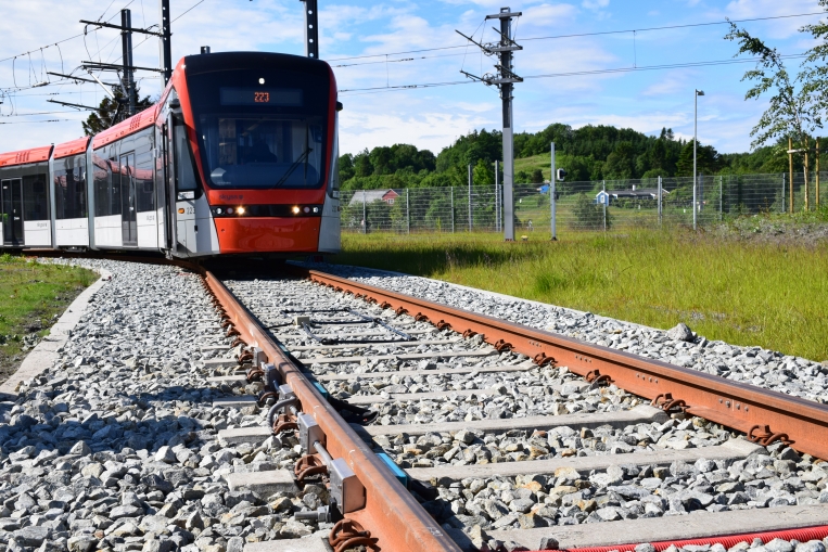 System Wykrywania Płaszczyzn i Nalep Kół Taboru